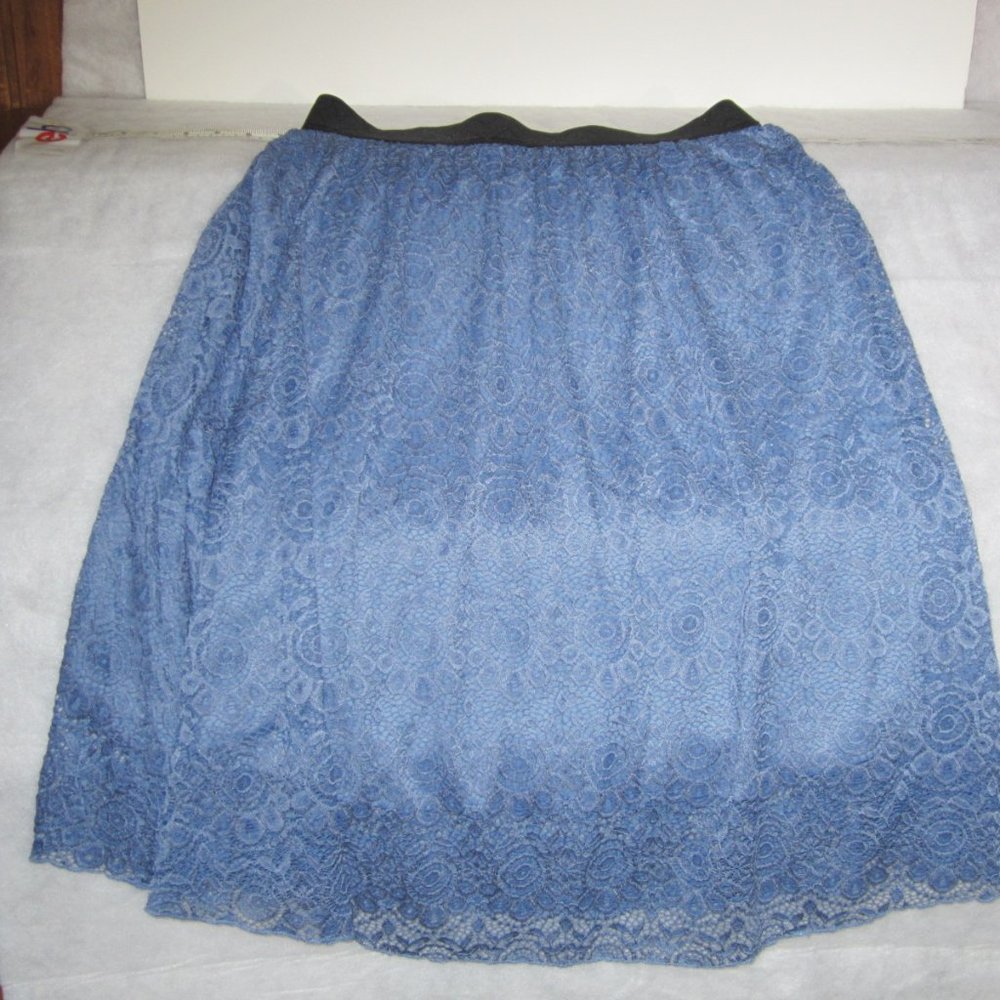 LuLaRoe Short Blue Skirt Size M